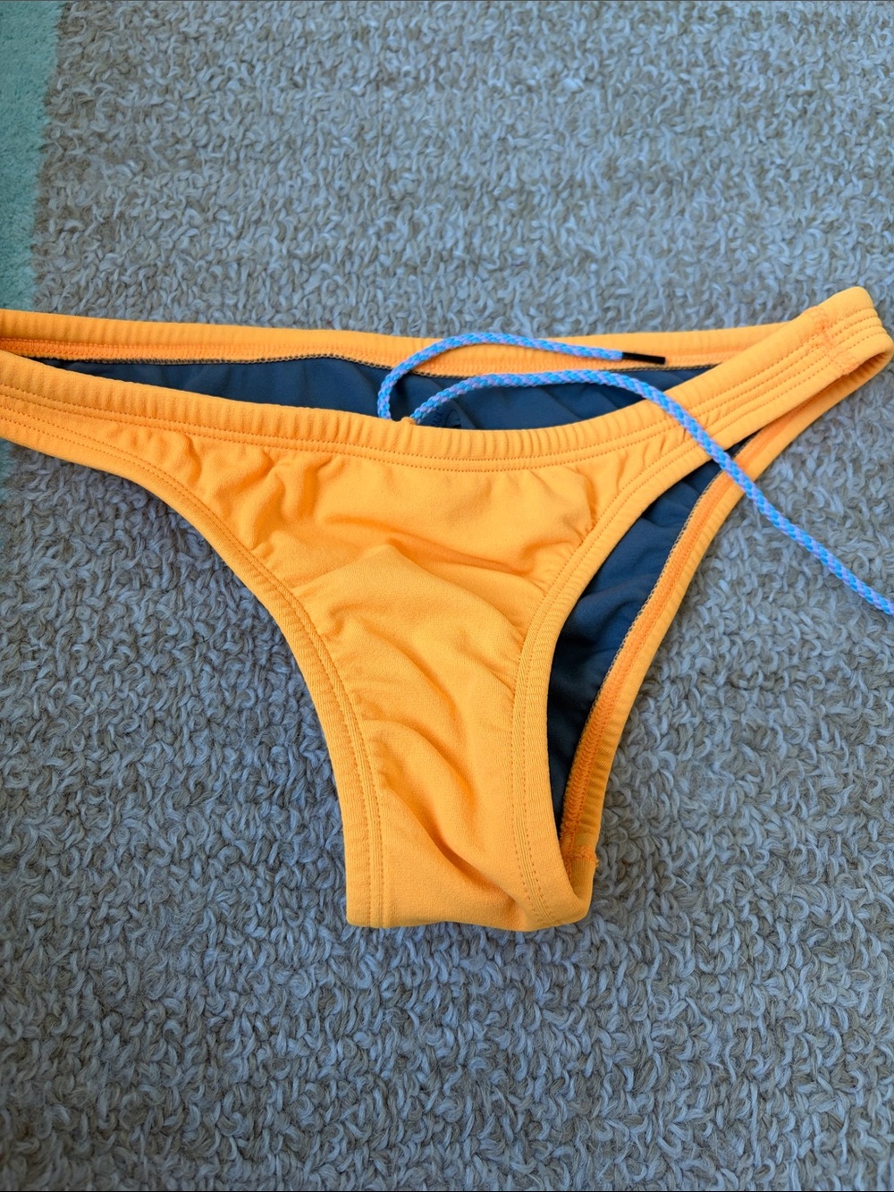 Jolyn Brazil bikini bottom, size medium